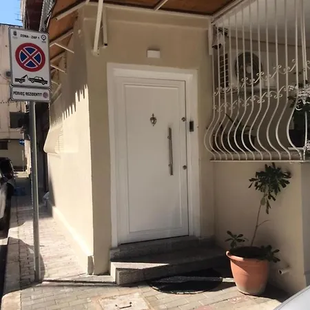 4seasonsgea , Deluxe , Centre , Apartment