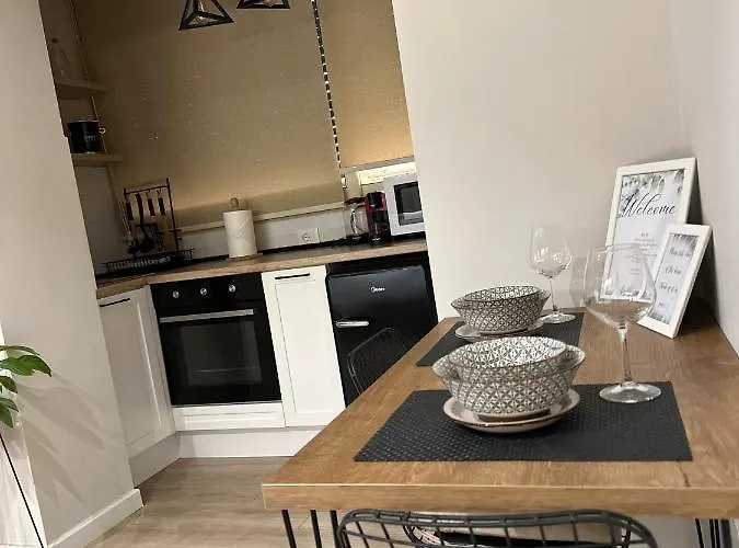 4seasonsgea , Deluxe , Centre , Apartment